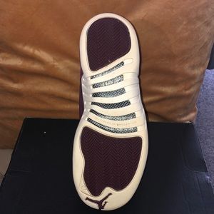 Air Jordan’s retro 12 Bordeaux